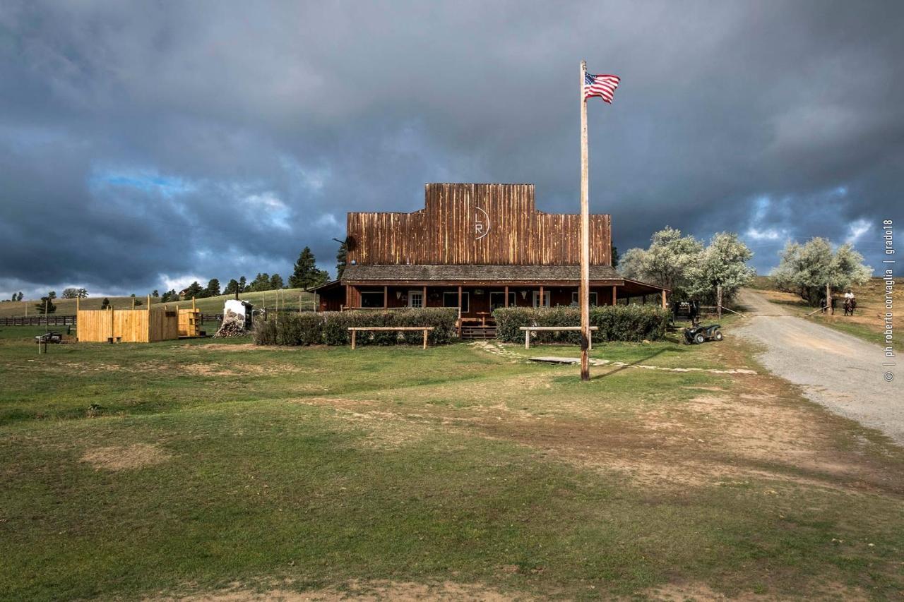 فيلا Lake Guest Ranch Devils Tower المظهر الخارجي الصورة